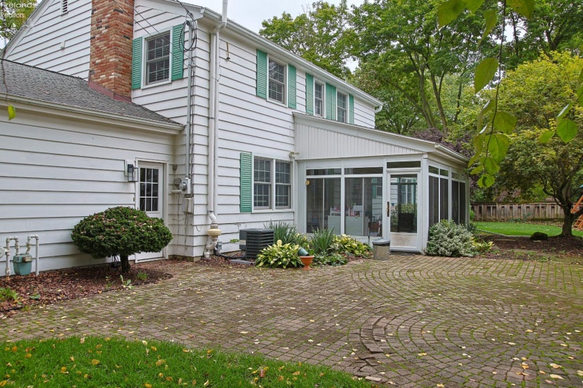 10 Hawthorne Drive, Norwalk, 44857, 6 Bedrooms Bedrooms, ,4 BathroomsBathrooms,Residential,For Sale,Hawthorne,20262222
