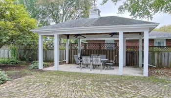 10 Hawthorne Drive, Norwalk, 44857, 6 Bedrooms Bedrooms, ,4 BathroomsBathrooms,Residential,For Sale,Hawthorne,20262222