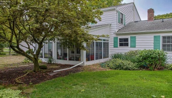 10 Hawthorne Drive, Norwalk, 44857, 6 Bedrooms Bedrooms, ,4 BathroomsBathrooms,Residential,For Sale,Hawthorne,20262222