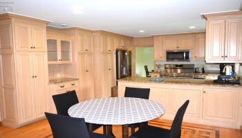 10 Hawthorne Drive, Norwalk, 44857, 6 Bedrooms Bedrooms, ,4 BathroomsBathrooms,Residential,For Sale,Hawthorne,20262222