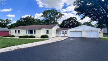 40 Riverlea, Tiffin, 44883, 3 Bedrooms Bedrooms, ,2 BathroomsBathrooms,Residential,For Sale,Riverlea,20262352 40 Riverlea, Tiffin, 44883, 3 Bedrooms Bedrooms, ,2 BathroomsBathrooms,Residential,For Sale,Riverlea,20262352