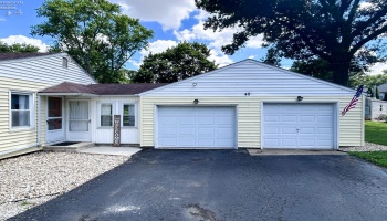 40 Riverlea, Tiffin, 44883, 3 Bedrooms Bedrooms, ,2 BathroomsBathrooms,Residential,For Sale,Riverlea,20262352 40 Riverlea, Tiffin, 44883, 3 Bedrooms Bedrooms, ,2 BathroomsBathrooms,Residential,For Sale,Riverlea,20262352
