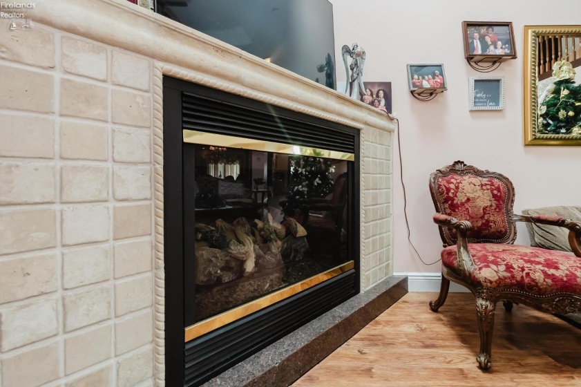 723 Tucker Road, Fremont, 43420, 6 Bedrooms Bedrooms, ,5 BathroomsBathrooms,Residential,For Sale,Tucker,20261698
