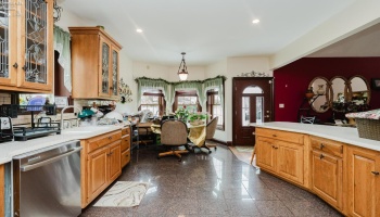 723 Tucker Road, Fremont, 43420, 6 Bedrooms Bedrooms, ,5 BathroomsBathrooms,Residential,For Sale,Tucker,20261698