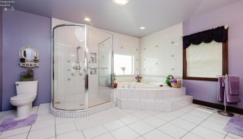 723 Tucker Road, Fremont, 43420, 6 Bedrooms Bedrooms, ,5 BathroomsBathrooms,Residential,For Sale,Tucker,20261698