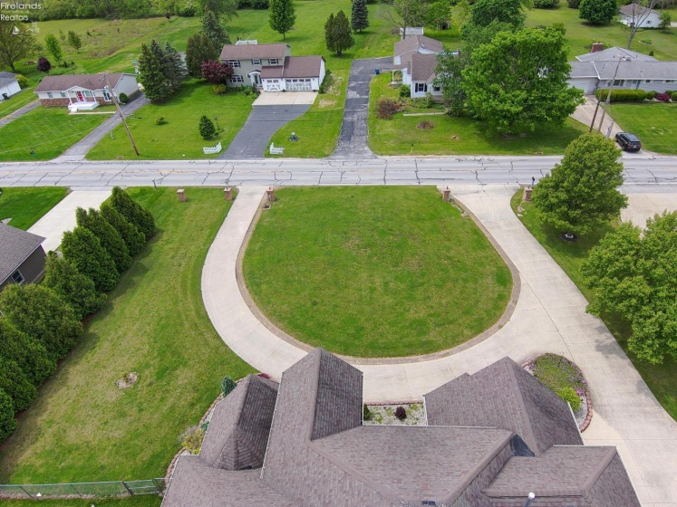 723 Tucker Road, Fremont, 43420, 6 Bedrooms Bedrooms, ,5 BathroomsBathrooms,Residential,For Sale,Tucker,20261698
