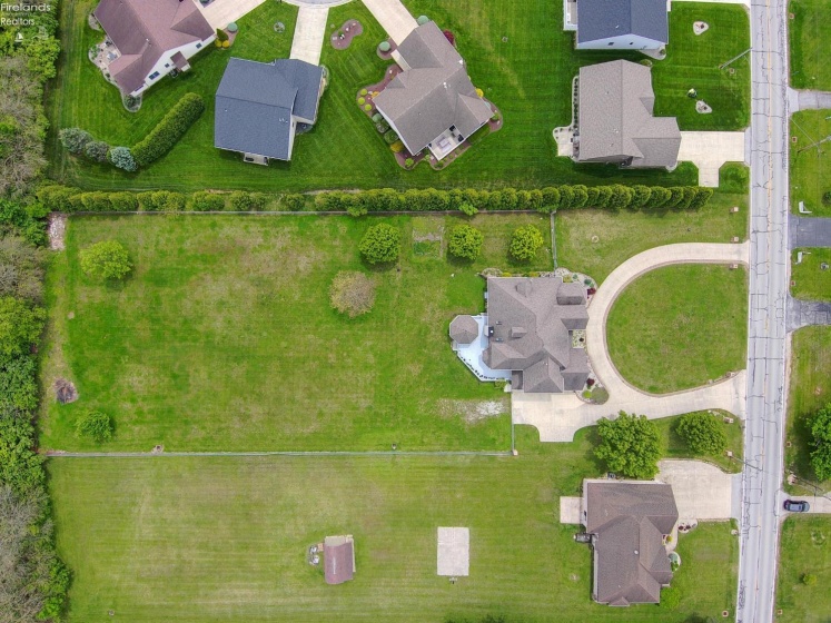 723 Tucker Road, Fremont, 43420, 6 Bedrooms Bedrooms, ,5 BathroomsBathrooms,Residential,For Sale,Tucker,20261698