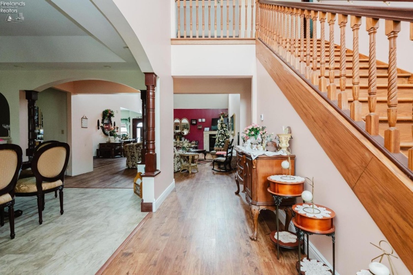 723 Tucker Road, Fremont, 43420, 6 Bedrooms Bedrooms, ,5 BathroomsBathrooms,Residential,For Sale,Tucker,20261698