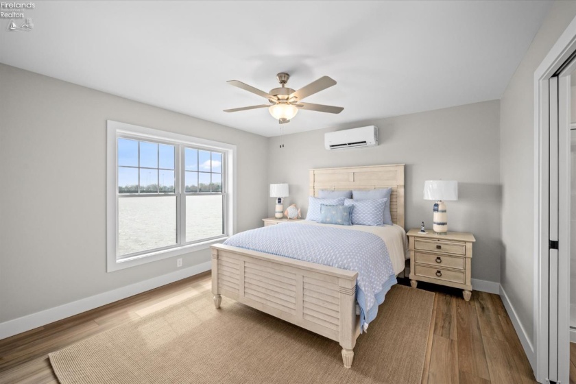 545 Lakeshore Drive, Port Clinton, 43452, 3 Bedrooms Bedrooms, ,2 BathroomsBathrooms,Residential,For Sale,Lakeshore,20262366