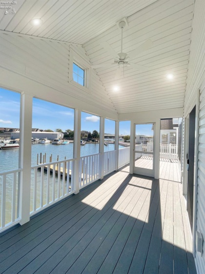 545 Lakeshore Drive, Port Clinton, 43452, 3 Bedrooms Bedrooms, ,2 BathroomsBathrooms,Residential,For Sale,Lakeshore,20262366