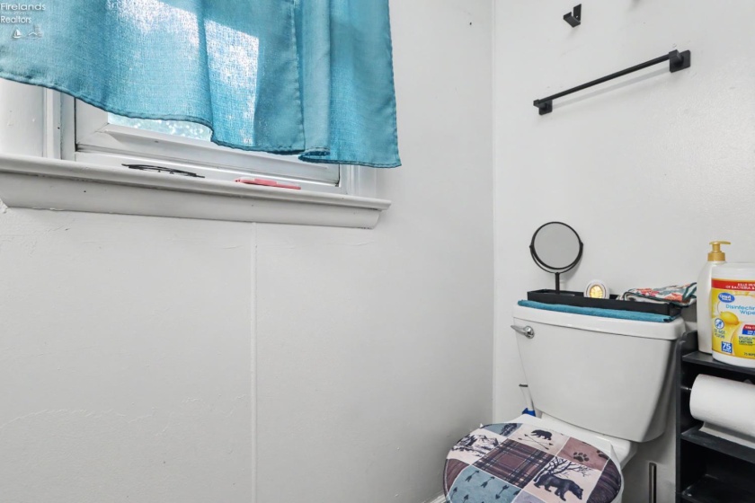 598 Rosedale, Mansfield, 44905, 3 Bedrooms Bedrooms, ,2 BathroomsBathrooms,Residential,For Sale,Rosedale,20262365