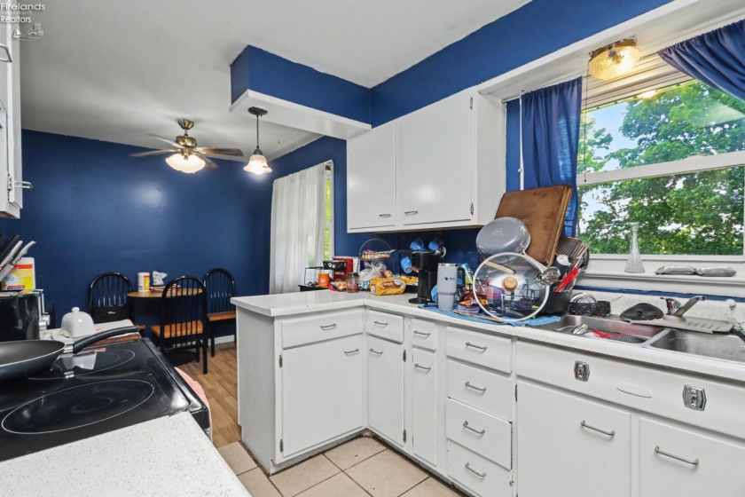598 Rosedale, Mansfield, 44905, 3 Bedrooms Bedrooms, ,2 BathroomsBathrooms,Residential,For Sale,Rosedale,20262365