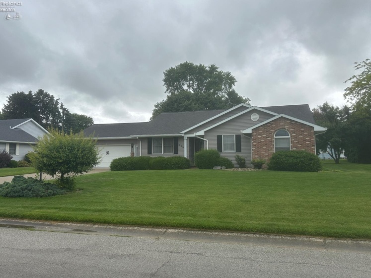 129 Wisteria Drive, Fremont, 43420, 3 Bedrooms Bedrooms, ,3 BathroomsBathrooms,Residential,For Sale,Wisteria,20262362