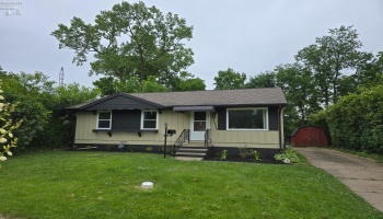 1460 Dixon Drive, Sandusky, 44870, 3 Bedrooms Bedrooms, ,1 BathroomBathrooms,Residential,For Sale,Dixon,20262310