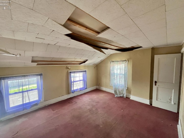 166 Market Street, Tiffin, 44883, 4 Bedrooms Bedrooms, ,2 BathroomsBathrooms,Residential,For Sale,Market,20262364