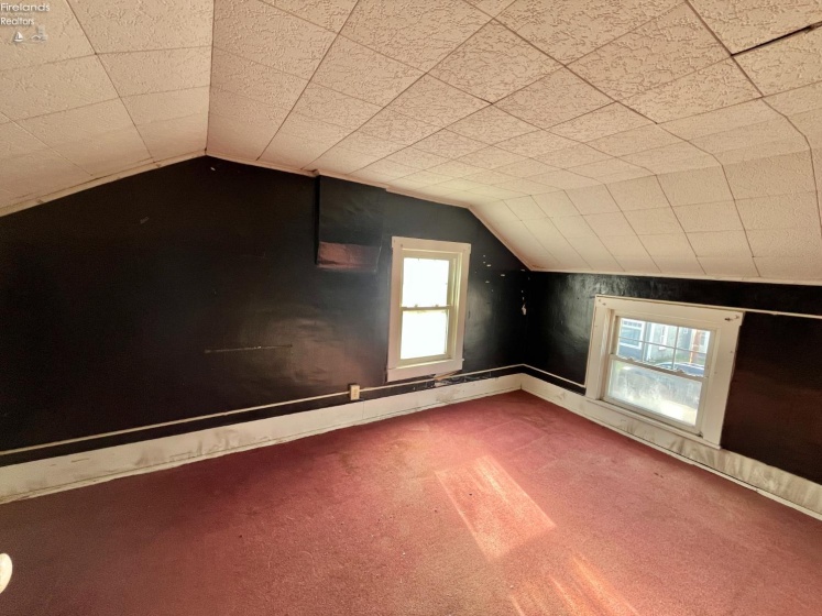 166 Market Street, Tiffin, 44883, 4 Bedrooms Bedrooms, ,2 BathroomsBathrooms,Residential,For Sale,Market,20262364