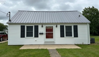 2113 Campbell Street, Sandusky, 44870, 2 Bedrooms Bedrooms, ,1 BathroomBathrooms,Residential,For Sale,Campbell,20262374