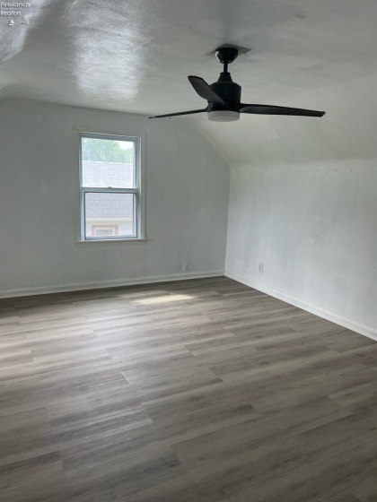 910 17th, Lorain, 44052, 3 Bedrooms Bedrooms, ,1 BathroomBathrooms,Residential,For Sale,17th,20262377