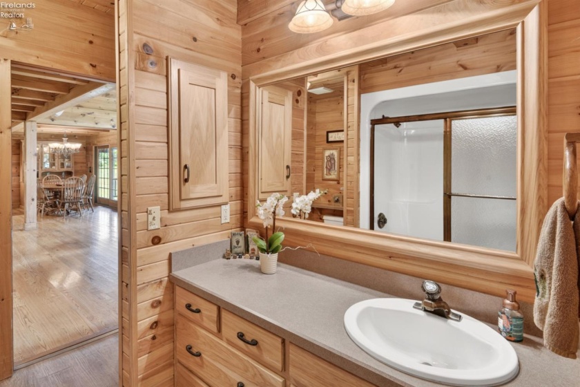 16727 Pitts Road, Wellington, 44090, 4 Bedrooms Bedrooms, ,6 BathroomsBathrooms,Residential,For Sale,Pitts,20262353