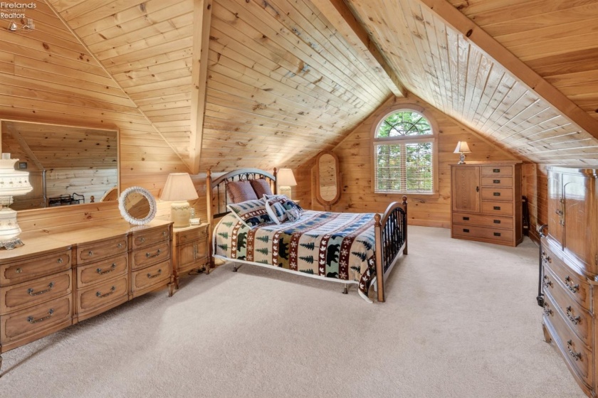 16727 Pitts Road, Wellington, 44090, 4 Bedrooms Bedrooms, ,6 BathroomsBathrooms,Residential,For Sale,Pitts,20262353