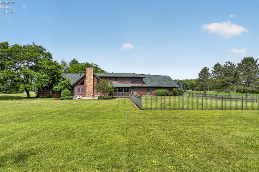 16727 Pitts Road, Wellington, 44090, 4 Bedrooms Bedrooms, ,6 BathroomsBathrooms,Residential,For Sale,Pitts,20262353