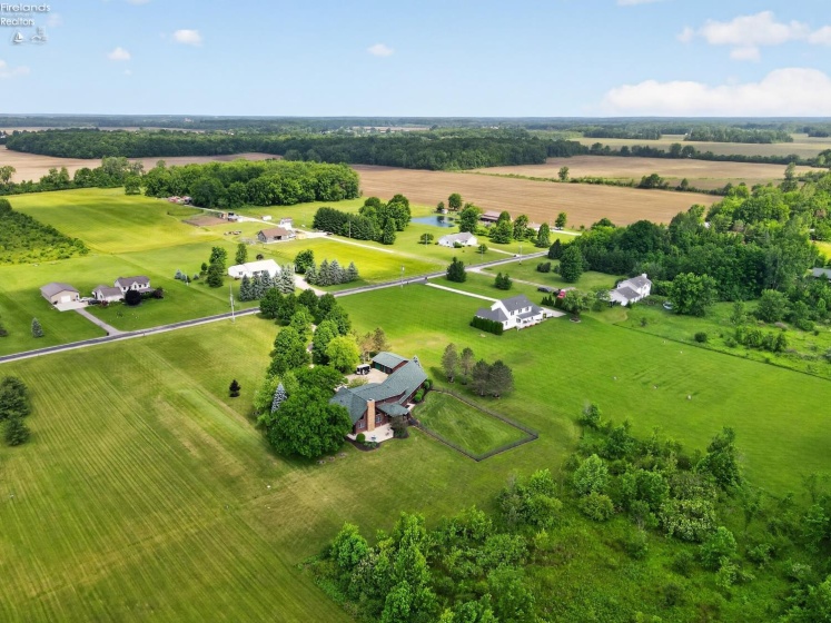 16727 Pitts Road, Wellington, 44090, 4 Bedrooms Bedrooms, ,6 BathroomsBathrooms,Residential,For Sale,Pitts,20262353