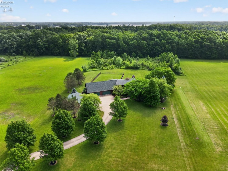 16727 Pitts Road, Wellington, 44090, 4 Bedrooms Bedrooms, ,6 BathroomsBathrooms,Residential,For Sale,Pitts,20262353