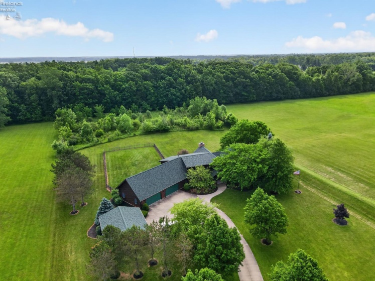 16727 Pitts Road, Wellington, 44090, 4 Bedrooms Bedrooms, ,6 BathroomsBathrooms,Residential,For Sale,Pitts,20262353