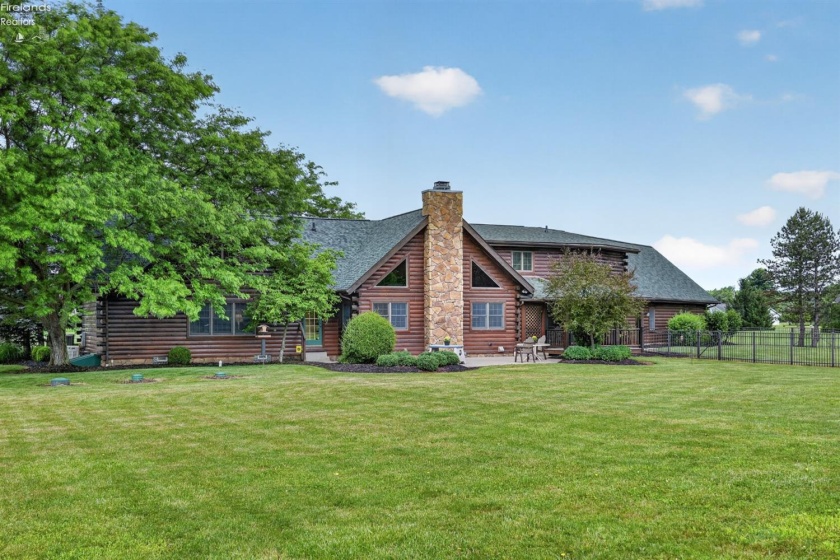 16727 Pitts Road, Wellington, 44090, 4 Bedrooms Bedrooms, ,6 BathroomsBathrooms,Residential,For Sale,Pitts,20262353