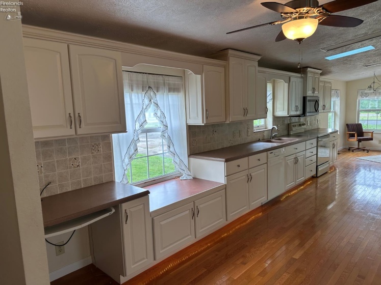 3918 Venice Road, Sandusky, 44870, 3 Bedrooms Bedrooms, ,2 BathroomsBathrooms,Residential,For Sale,Venice,20262386