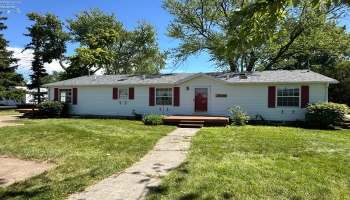 3918 Venice Road, Sandusky, 44870, 3 Bedrooms Bedrooms, ,2 BathroomsBathrooms,Residential,For Sale,Venice,20262386