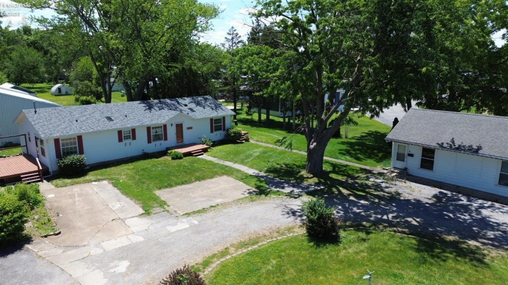 3918 Venice Road, Sandusky, 44870, 3 Bedrooms Bedrooms, ,2 BathroomsBathrooms,Residential,For Sale,Venice,20262386