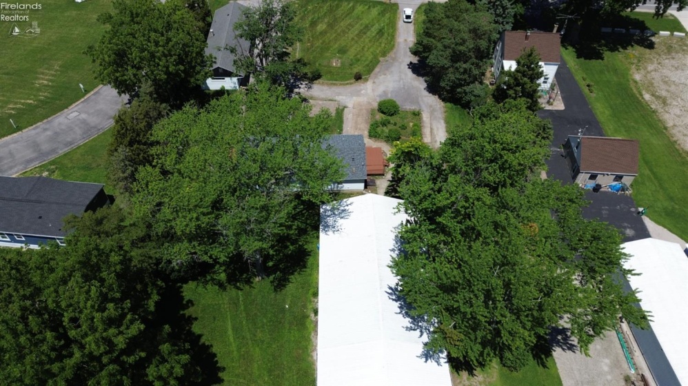 3918 Venice Road, Sandusky, 44870, 3 Bedrooms Bedrooms, ,2 BathroomsBathrooms,Residential,For Sale,Venice,20262386