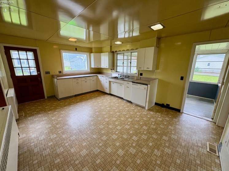 5810 Tiffin Street, Bascom, 44809, 3 Bedrooms Bedrooms, ,1 BathroomBathrooms,Residential,For Sale,Tiffin,20262384