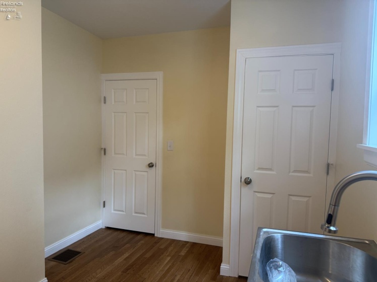 318 Park Avenue, Fremont, 43420, 4 Bedrooms Bedrooms, ,2 BathroomsBathrooms,Residential,For Sale,Park,20262278