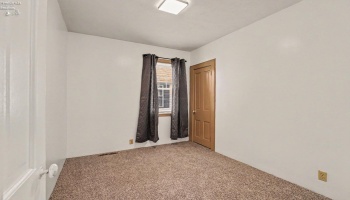 210 High Street, Bellevue, 44811, 2 Bedrooms Bedrooms, ,1 BathroomBathrooms,Residential,For Sale,High,20262393