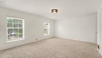 210 High Street, Bellevue, 44811, 2 Bedrooms Bedrooms, ,1 BathroomBathrooms,Residential,For Sale,High,20262393