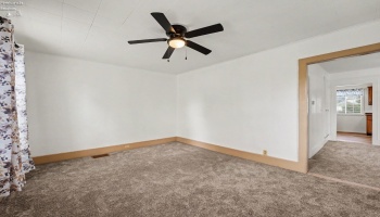 210 High Street, Bellevue, 44811, 2 Bedrooms Bedrooms, ,1 BathroomBathrooms,Residential,For Sale,High,20262393