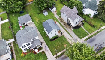 210 High Street, Bellevue, 44811, 2 Bedrooms Bedrooms, ,1 BathroomBathrooms,Residential,For Sale,High,20262393