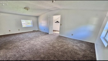 1917 Clinton Street, Sandusky, 44870, 4 Bedrooms Bedrooms, ,2 BathroomsBathrooms,Residential,For Sale,Clinton,20262382