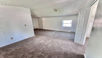 1917 Clinton Street, Sandusky, 44870, 4 Bedrooms Bedrooms, ,2 BathroomsBathrooms,Residential,For Sale,Clinton,20262382