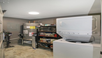 711 Lakeshore Drive, Port Clinton, 43452, 1 Bedroom Bedrooms, ,1 BathroomBathrooms,Residential,For Sale,Lakeshore,20262401