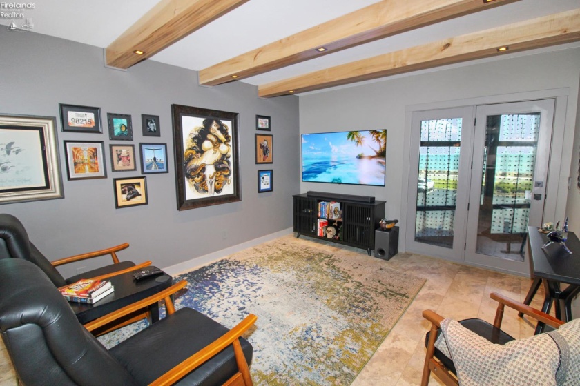 711 Lakeshore Drive, Port Clinton, 43452, 1 Bedroom Bedrooms, ,1 BathroomBathrooms,Residential,For Sale,Lakeshore,20262401
