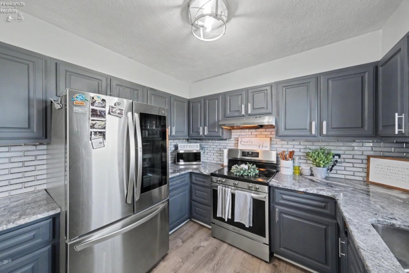 2758 Section Line Road 30 South, Willard, 44890, 3 Bedrooms Bedrooms, ,2 BathroomsBathrooms,Residential,For Sale,Section Line Road 30 South,20262402