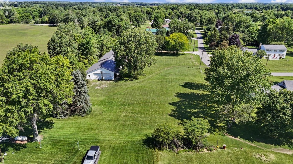 11 Countryside Drive, Greenwich, 44837, 3 Bedrooms Bedrooms, ,2 BathroomsBathrooms,Residential,For Sale,Countryside,20262411
