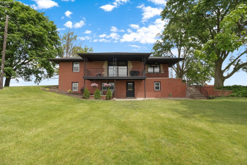 1778 Main Street, Bellevue, 44811, 4 Bedrooms Bedrooms, ,2 BathroomsBathrooms,Residential,For Sale,Main,20262260