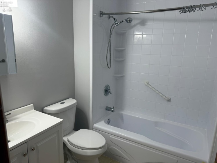 5028 Oakview Drive, Vermilion, 44089, 3 Bedrooms Bedrooms, ,2 BathroomsBathrooms,Residential,For Sale,Oakview,20262417