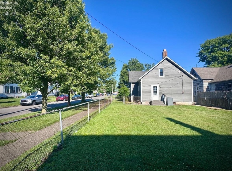 1530 Lindsley Street, Sandusky, 44870, ,1 BathroomBathrooms,Residential,For Sale,Lindsley,20262390