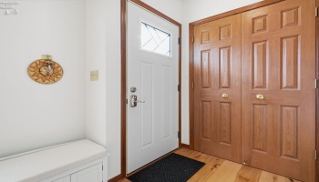 377 Lighthouse, Marblehead, 43440, 2 Bedrooms Bedrooms, ,2 BathroomsBathrooms,Residential,For Sale,Lighthouse,20262412