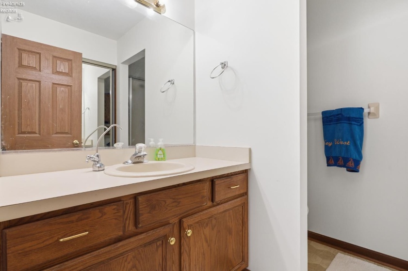 377 Lighthouse, Marblehead, 43440, 2 Bedrooms Bedrooms, ,2 BathroomsBathrooms,Residential,For Sale,Lighthouse,20262412